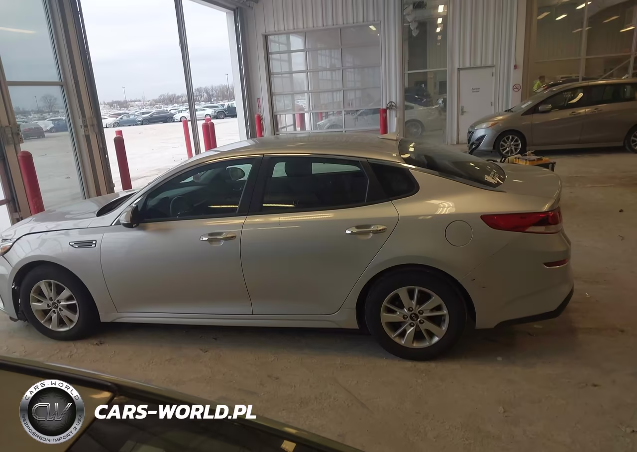 2019 Kia Optima Lx VIN:5XXGT4L35KG282477 - 14