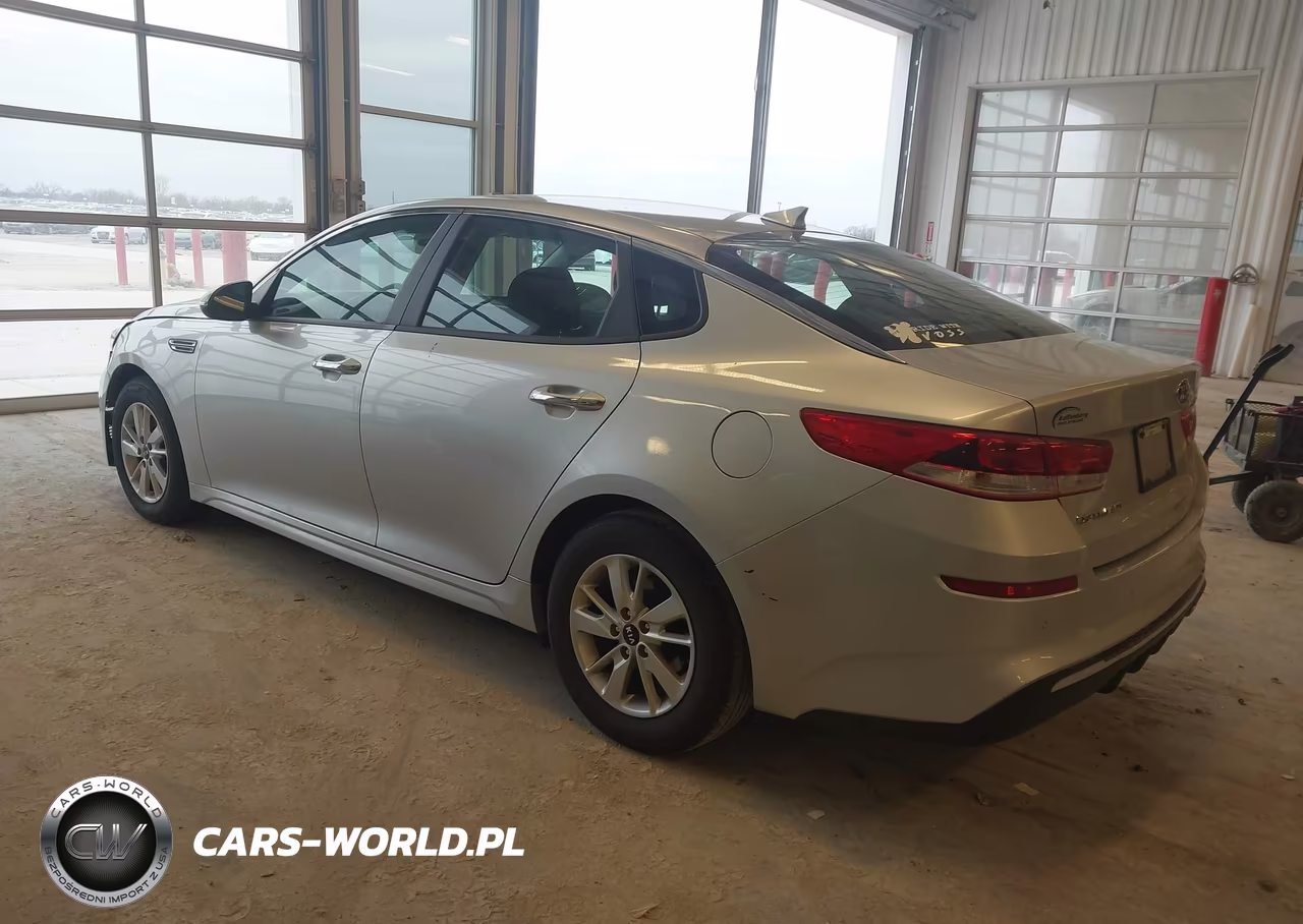 2019 Kia Optima Lx VIN:5XXGT4L35KG282477 - 3