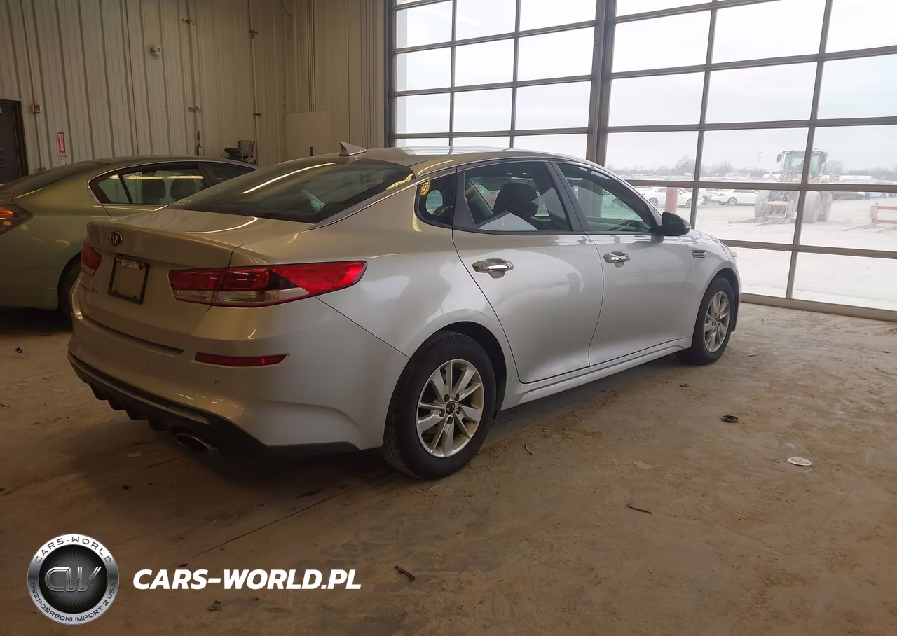 2019 Kia Optima Lx VIN:5XXGT4L35KG282477 - 4