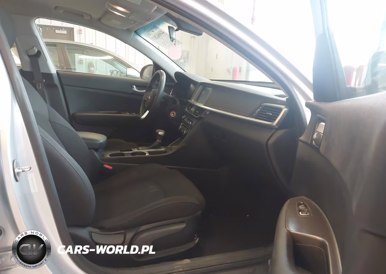 2019 Kia Optima Lx VIN:5XXGT4L35KG282477 - 5