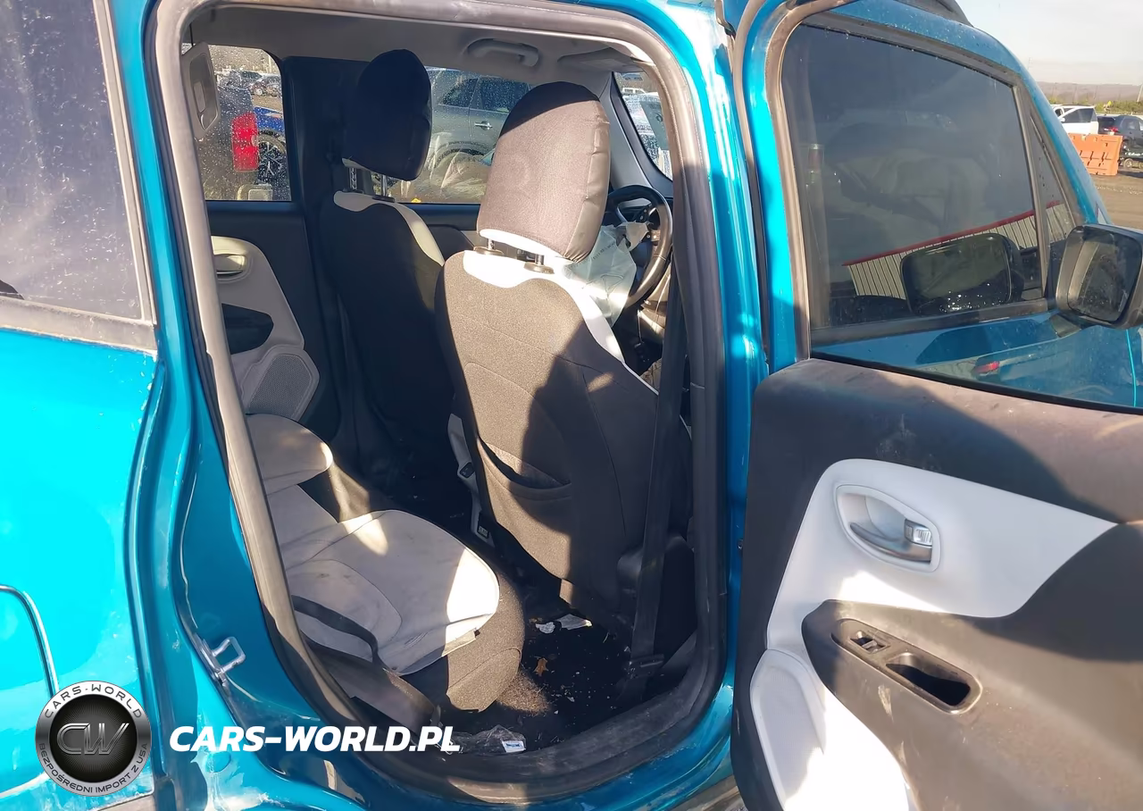 2022 Jeep Renegade Latitude 4X4 VIN:ZACNJDB15NPN96494 - 8