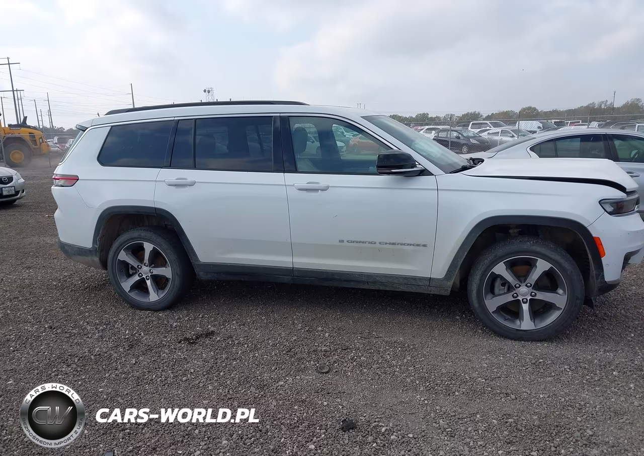 2024 Jeep Grand Cherokee L Limited 4X2 VIN:1C4RJJBG0R8504809 - 13