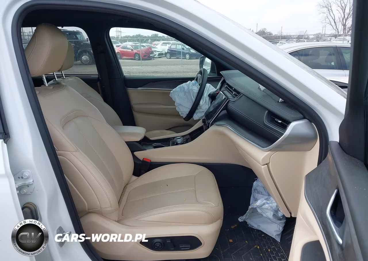 2024 Jeep Grand Cherokee L Limited 4X2 VIN:1C4RJJBG0R8504809 - 5