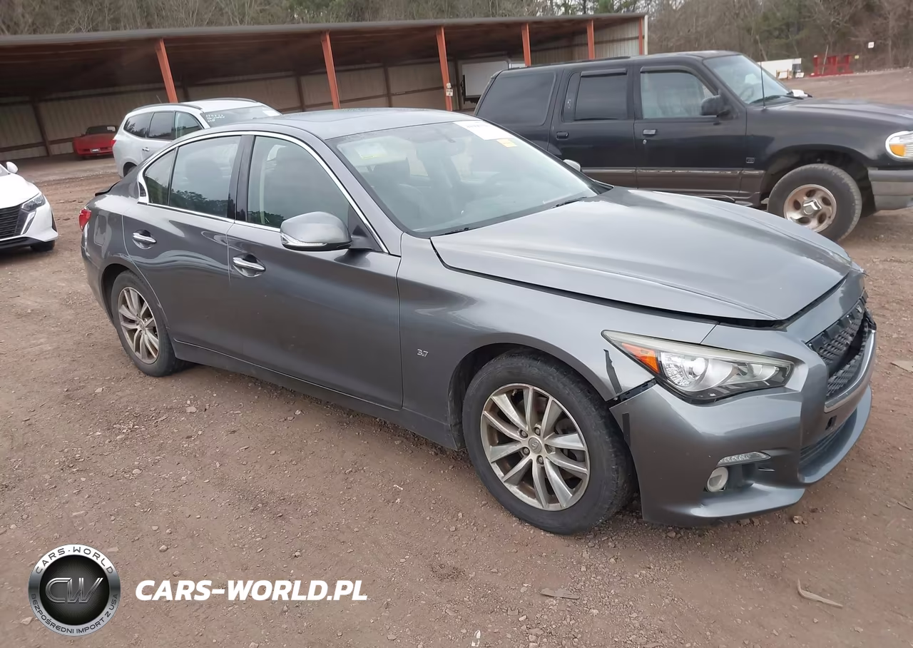 2015 Infiniti Q50 Premium
