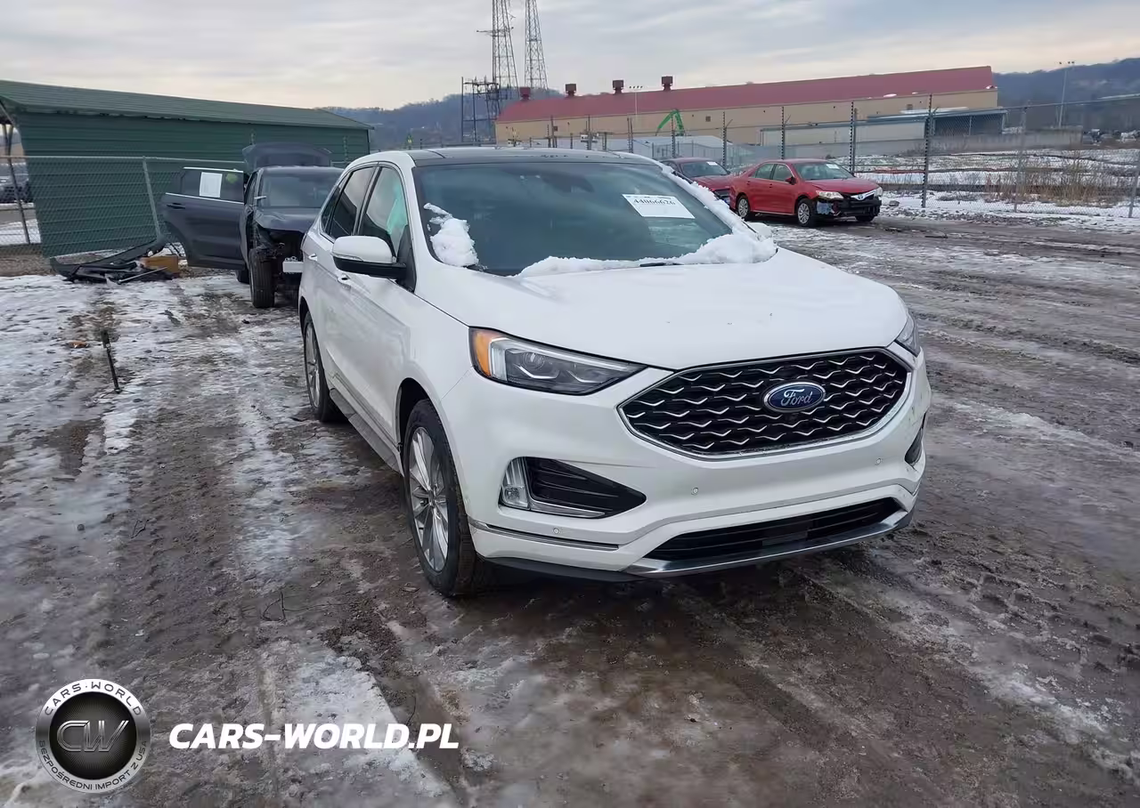 2021 Ford Edge Titanium