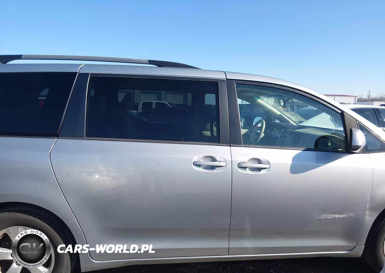2014 Toyota Sienna Le V6 8 Passenger VIN:5TDKK3DC1ES447160 - 13