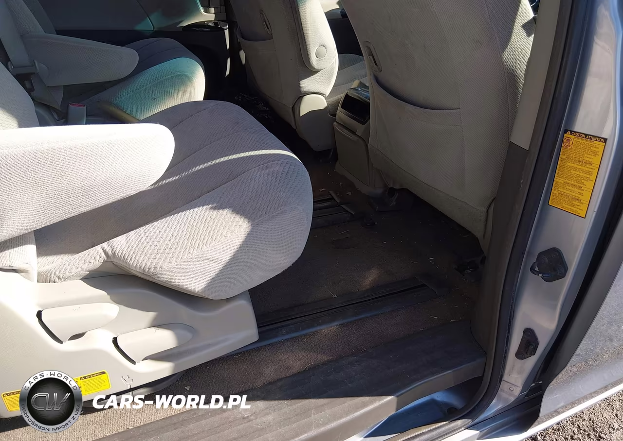 2014 Toyota Sienna Le V6 8 Passenger VIN:5TDKK3DC1ES447160 - 8