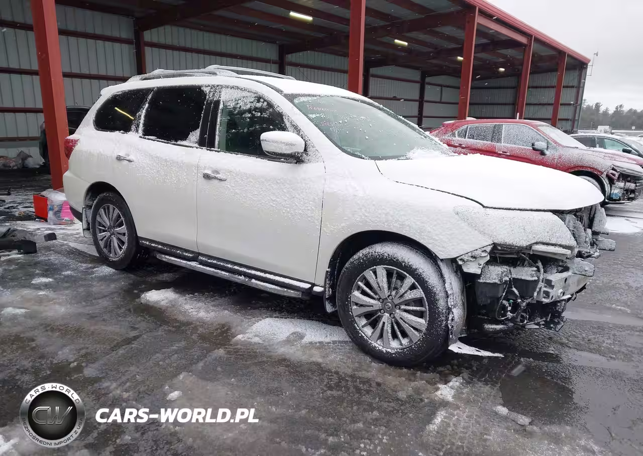 2018 Nissan Pathfinder Sv