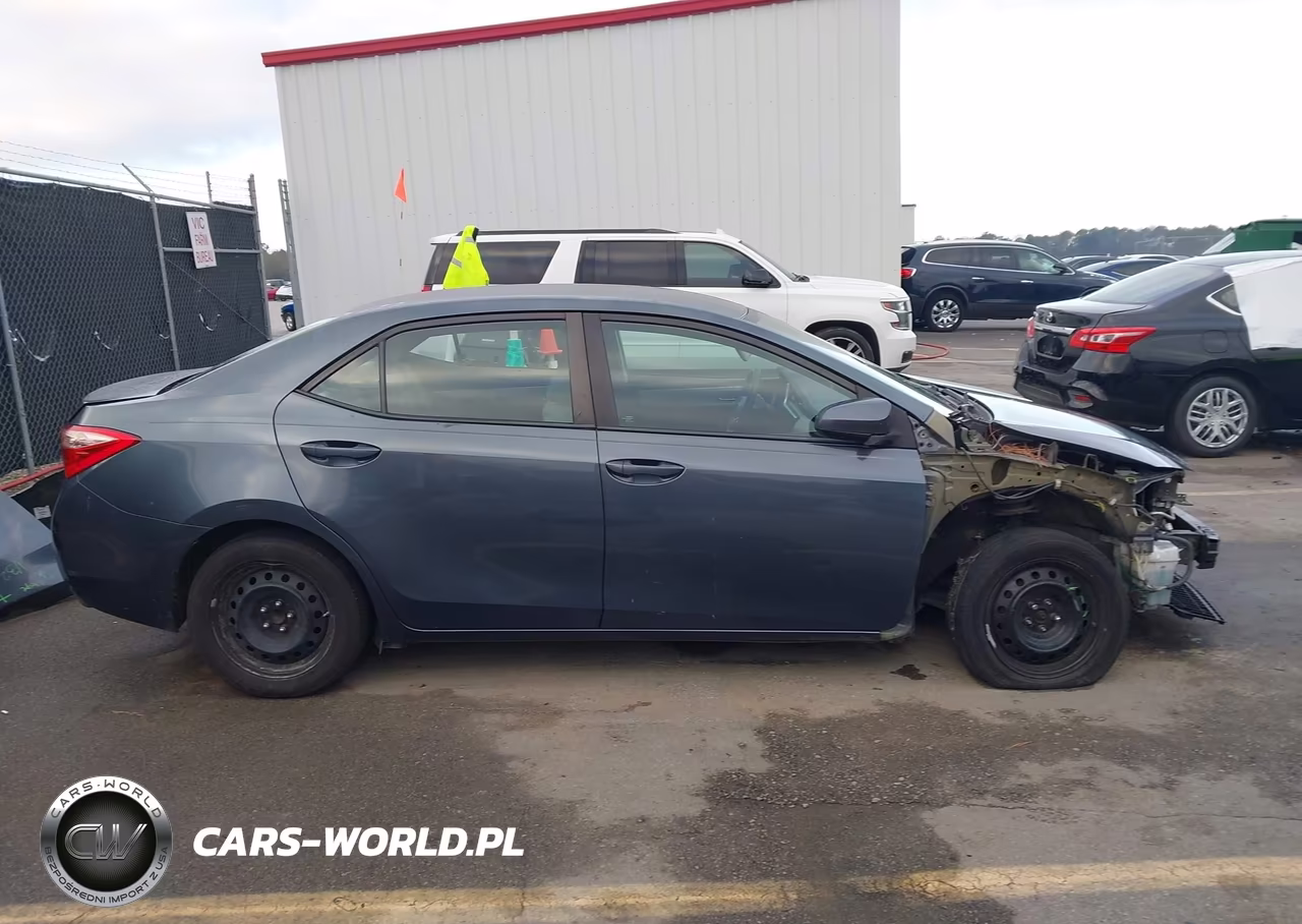 2017 Toyota Corolla Le VIN:5YFBURHE6HP646856 - 14