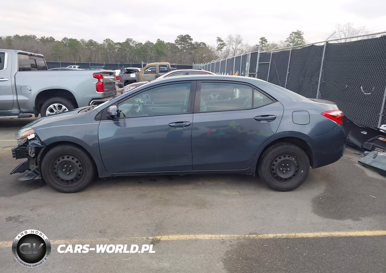 2017 Toyota Corolla Le VIN:5YFBURHE6HP646856 - 15
