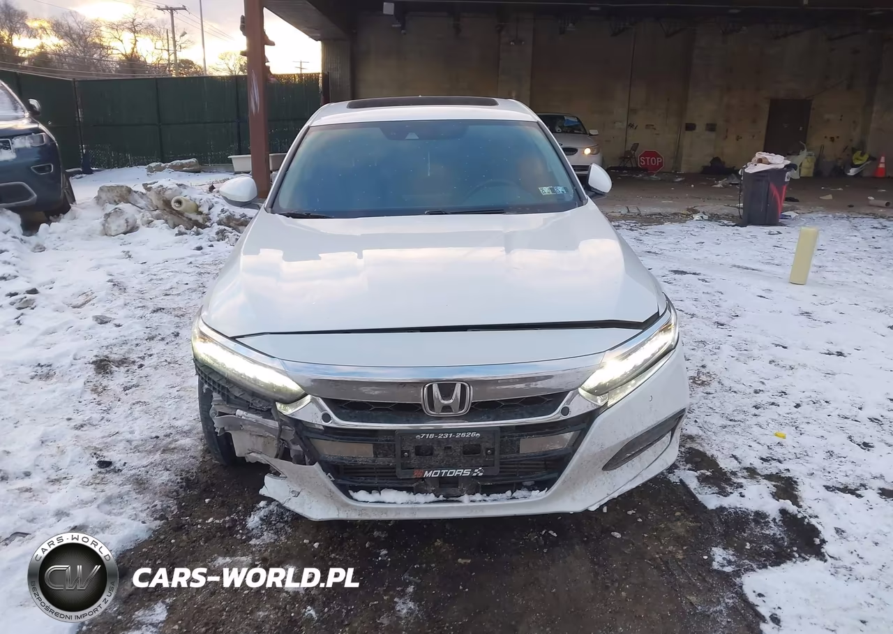 2018 Honda Accord Touring VIN:1HGCV1F99JA164984 - 12