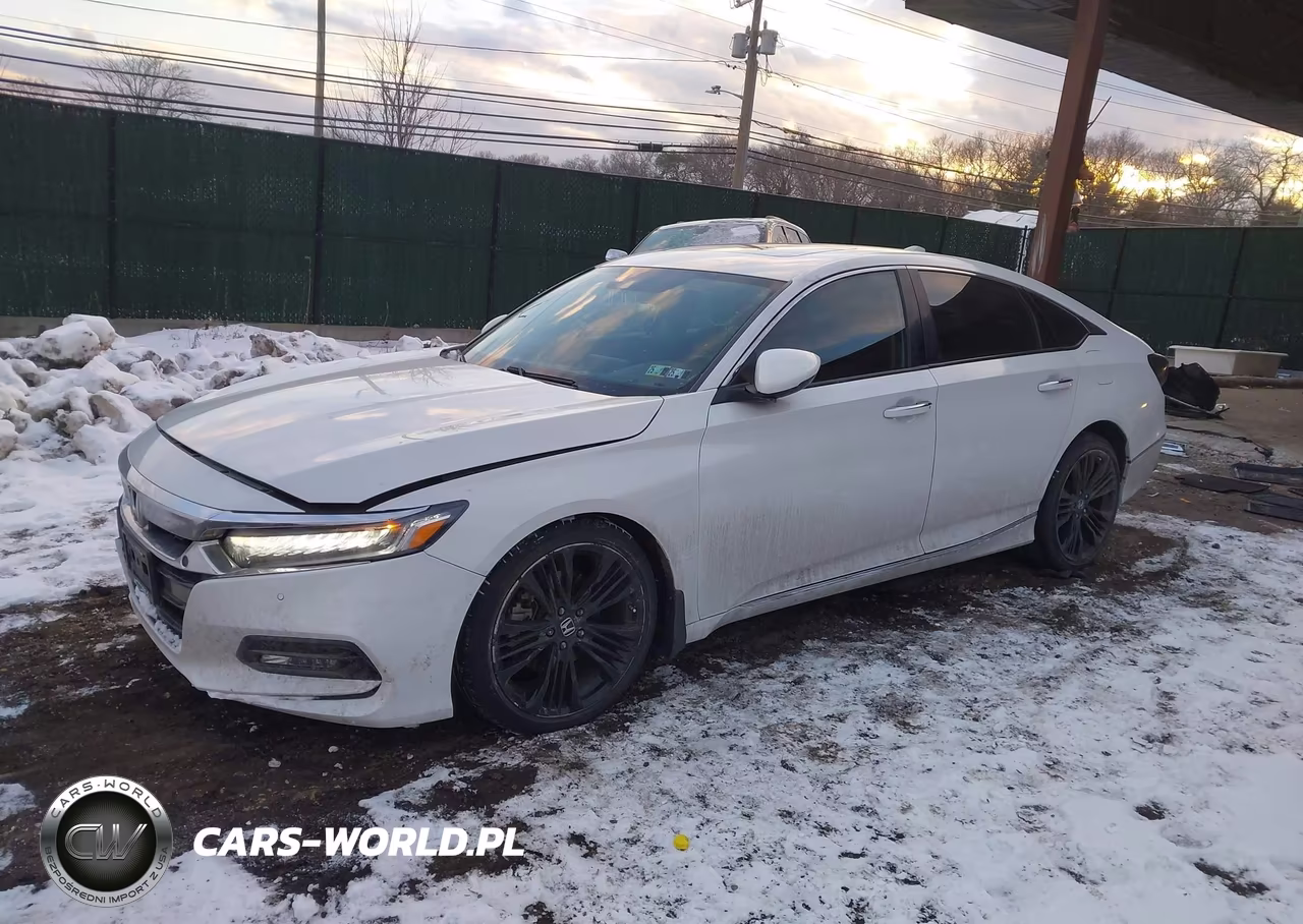 2018 Honda Accord Touring VIN:1HGCV1F99JA164984 - 2
