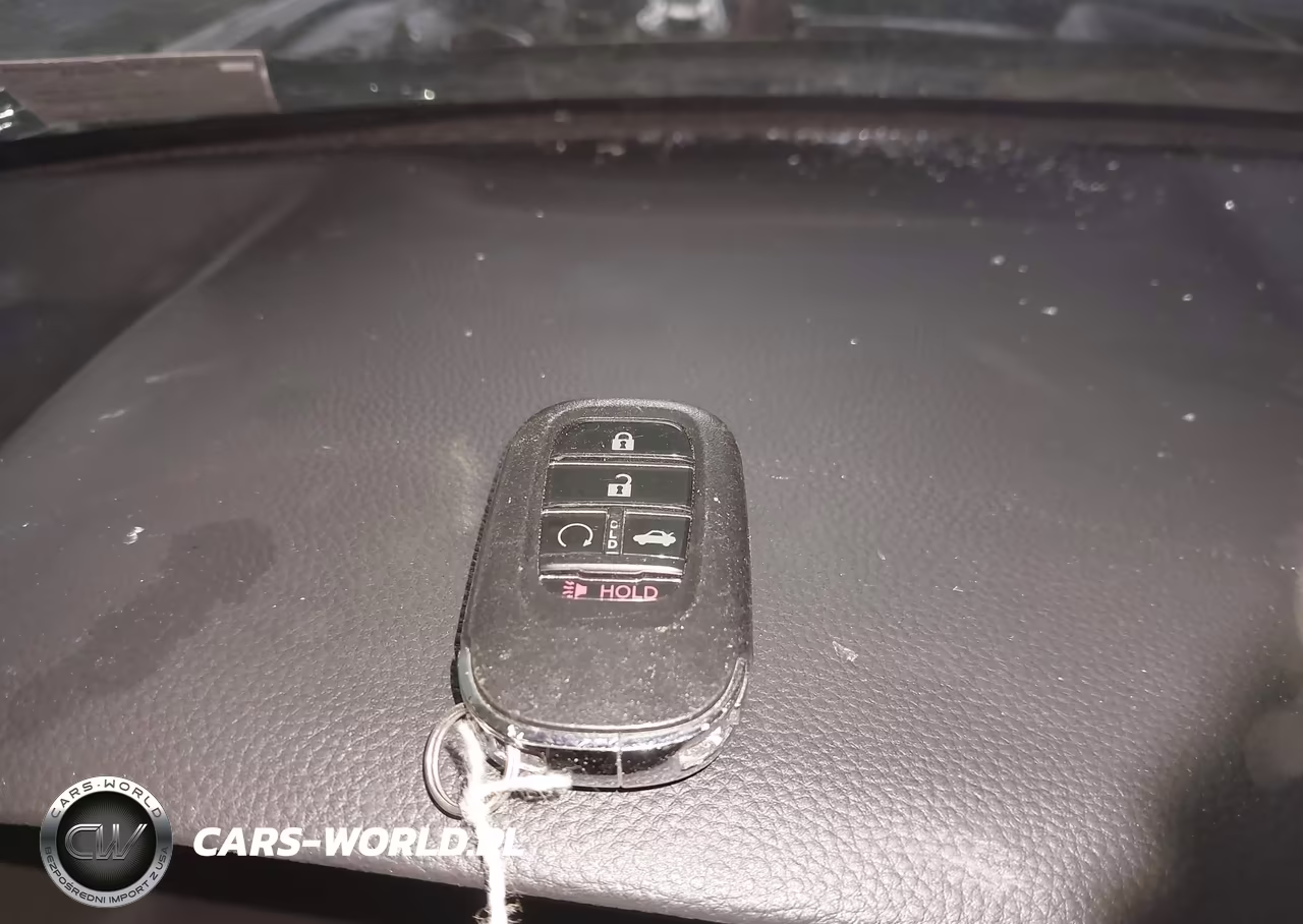 2024 Honda Accord Hybrid Sport-L VIN:1HGCY2F73RA080778 - 11