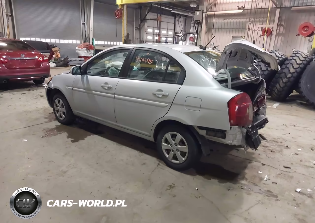 2010 Hyundai Accent Gls VIN:KMHCN4AC4AU471718 - 3