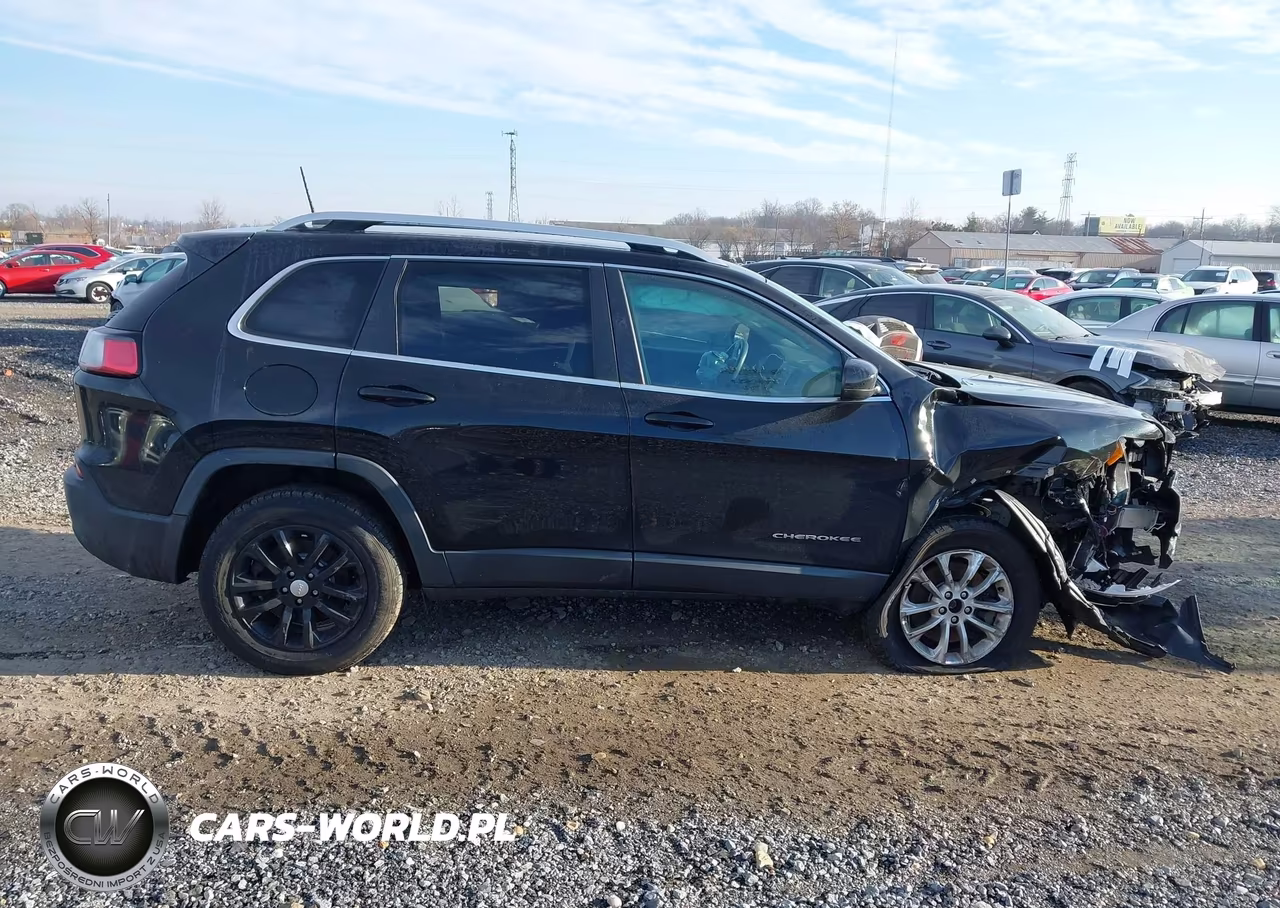 2019 Jeep Cherokee Latitude 4X4 VIN:1C4PJMCB9KD334927 - 14