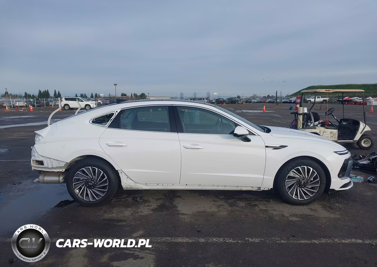 2025 Hyundai Sonata Hybrid Limited VIN:KMHL54JJ3SA125368 - 14