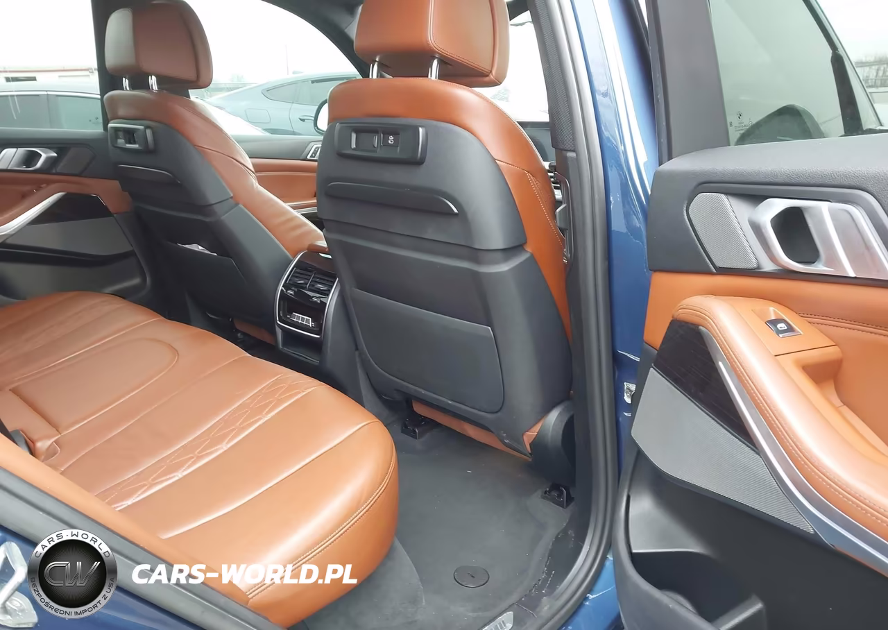 2019 BMW X5 xDrive50I VIN:5UXJU2C54KLN65542 - 8