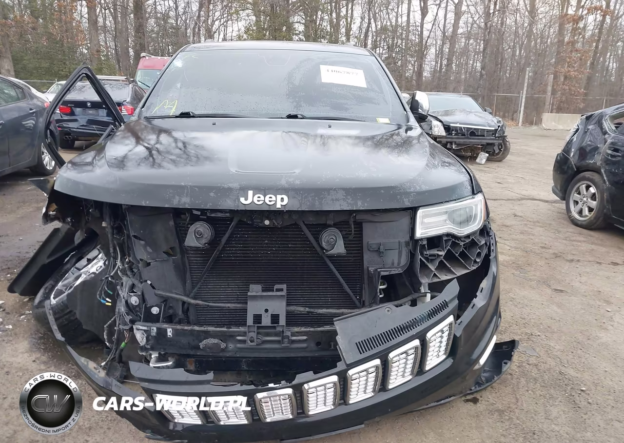 2020 Jeep Grand Cherokee Overland 4X4 VIN:1C4RJFCTXLC127421 - 12