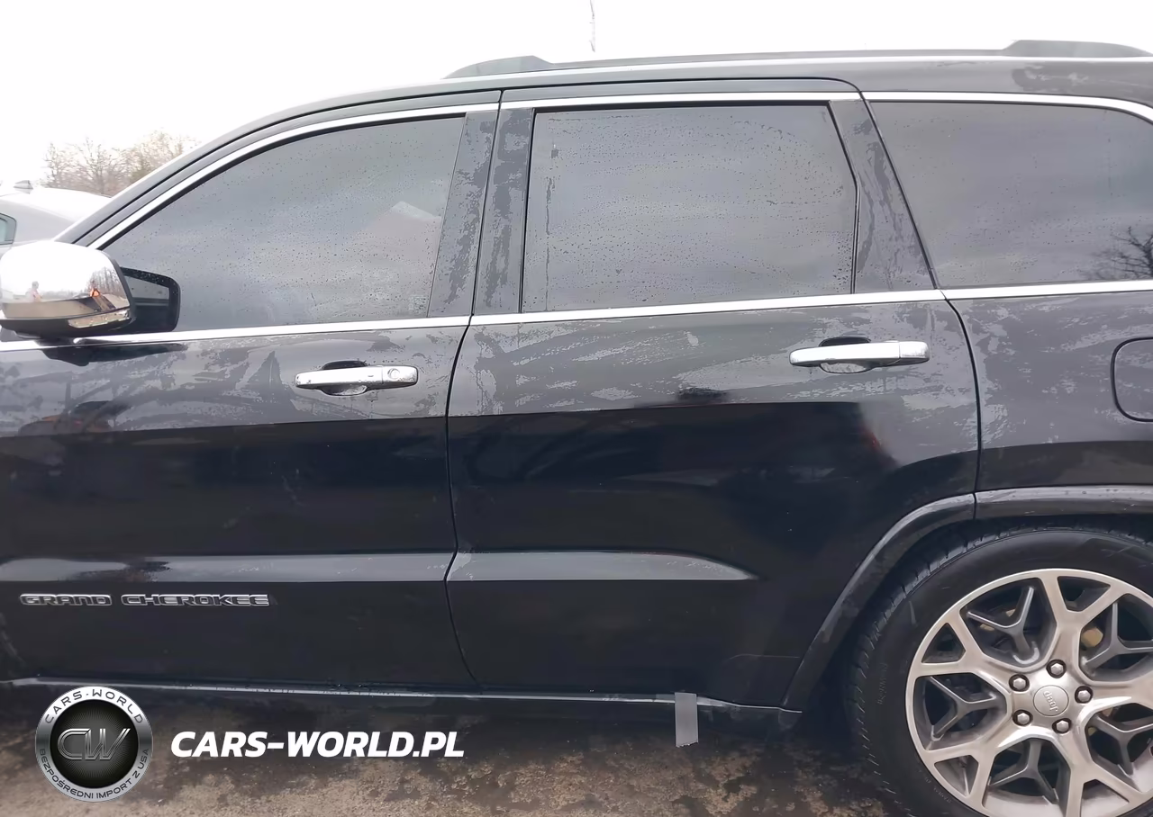 2020 Jeep Grand Cherokee Overland 4X4 VIN:1C4RJFCTXLC127421 - 14