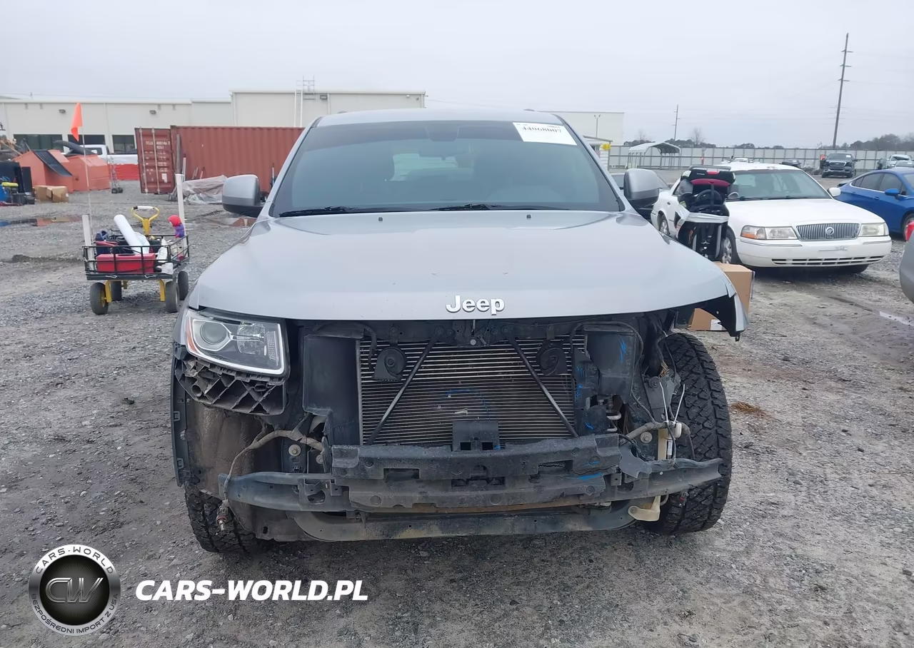 2014 Jeep Grand Cherokee Laredo VIN:1C4RJEAG0EC260806 - 12