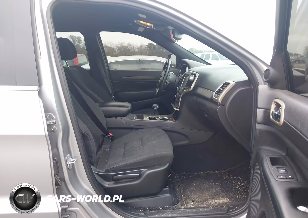 2014 Jeep Grand Cherokee Laredo VIN:1C4RJEAG0EC260806 - 5