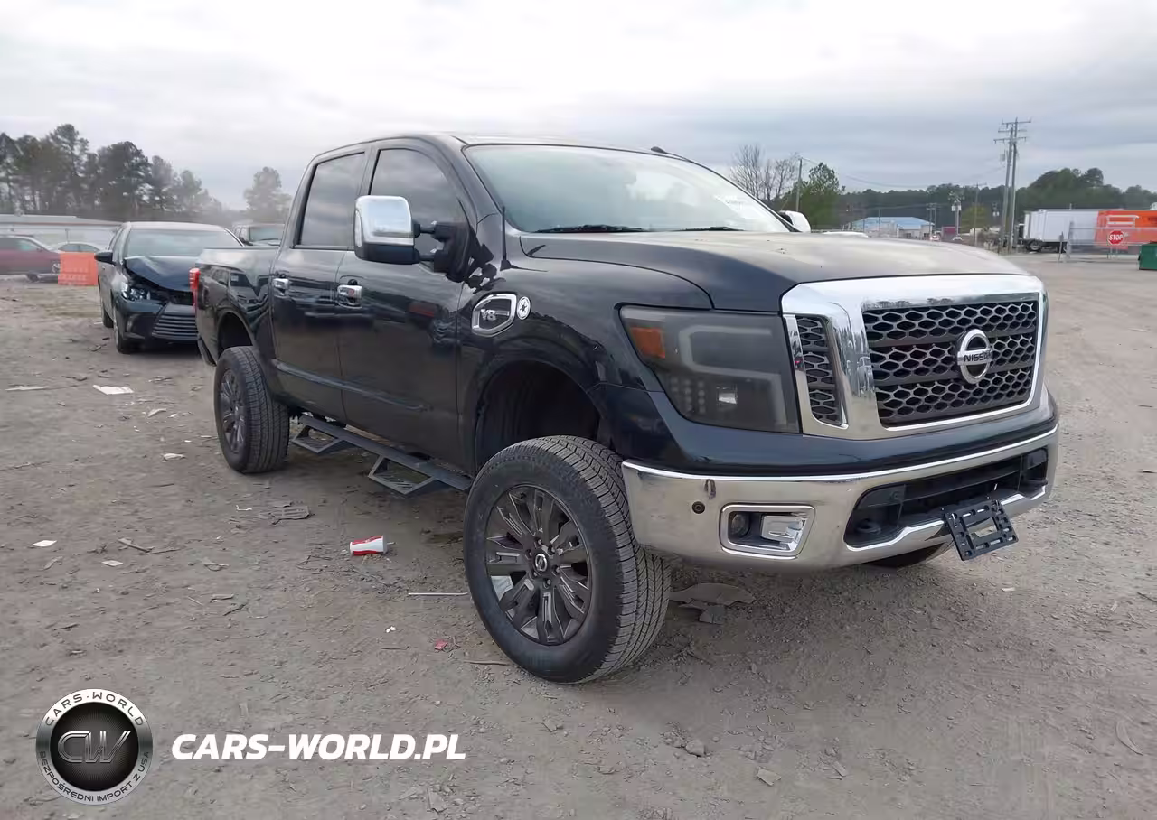 2017 Nissan Titan Sv