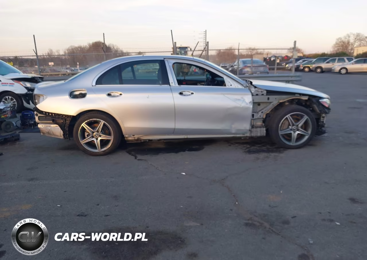 2018 Mercedes-Benz E 300 VIN:WDDZF4JB3JA312487 - 14