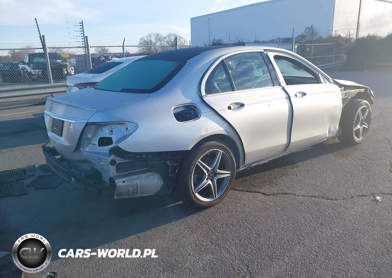 2018 Mercedes-Benz E 300 VIN:WDDZF4JB3JA312487 - 4