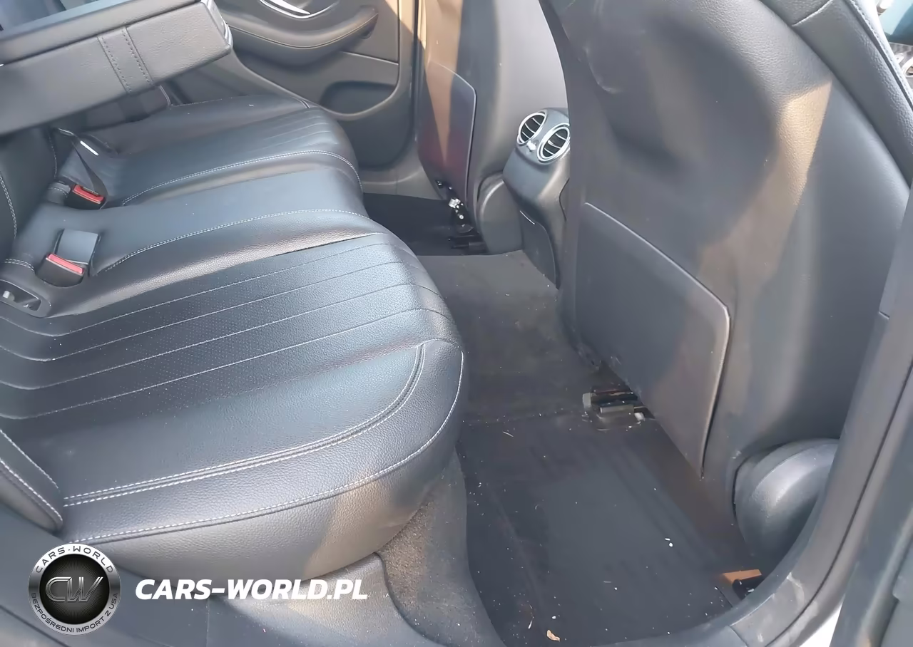 2018 Mercedes-Benz E 300 VIN:WDDZF4JB3JA312487 - 8