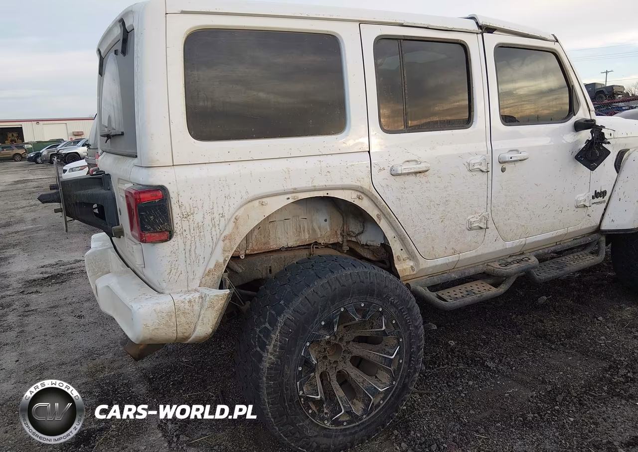 2020 Jeep Wrangler Unlimited High Altitude 4X4 VIN:1C4HJXEM5LW339911 - 4