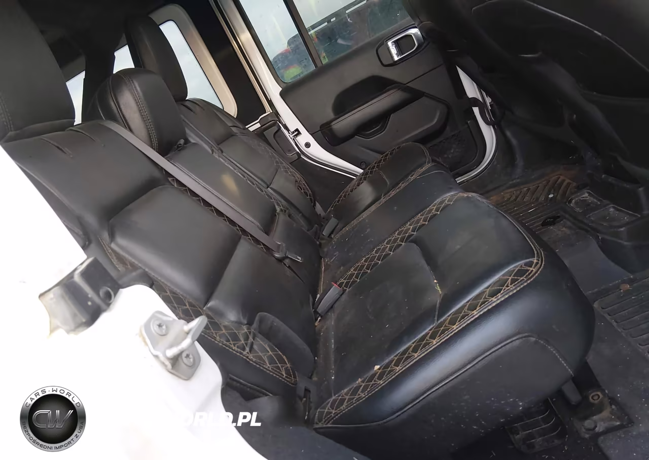 2020 Jeep Wrangler Unlimited High Altitude 4X4 VIN:1C4HJXEM5LW339911 - 8