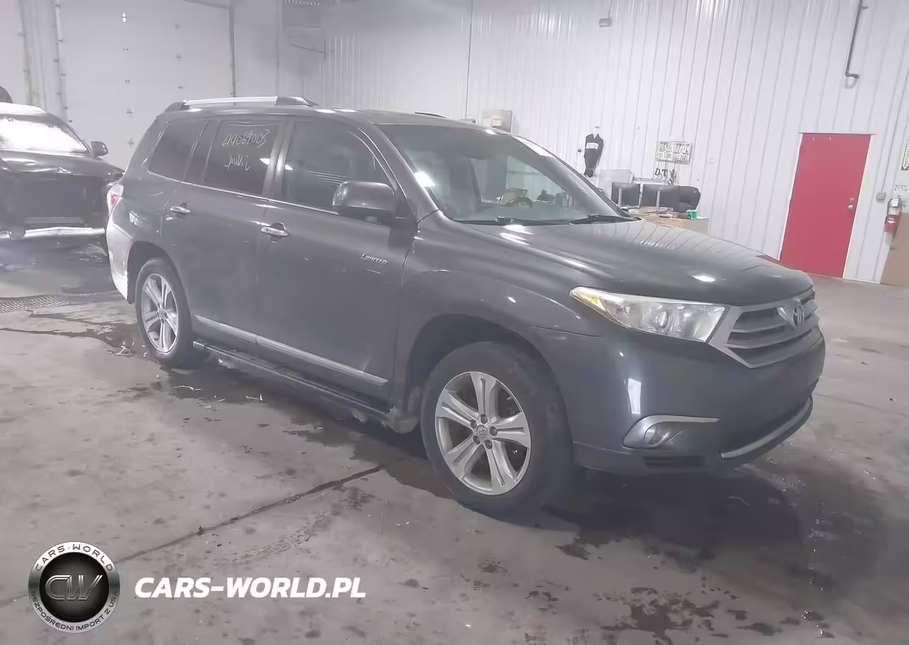 2013 Toyota Highlander Limited V6