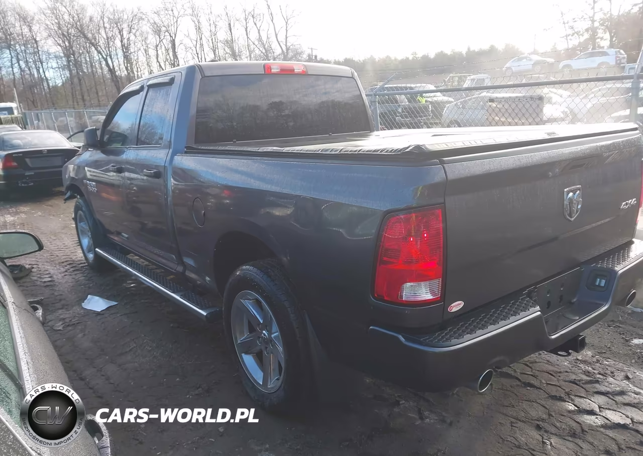 2017 Ram 1500 Express 4X4 6'4 Box VIN:1C6RR7FT5HS581901 - 3