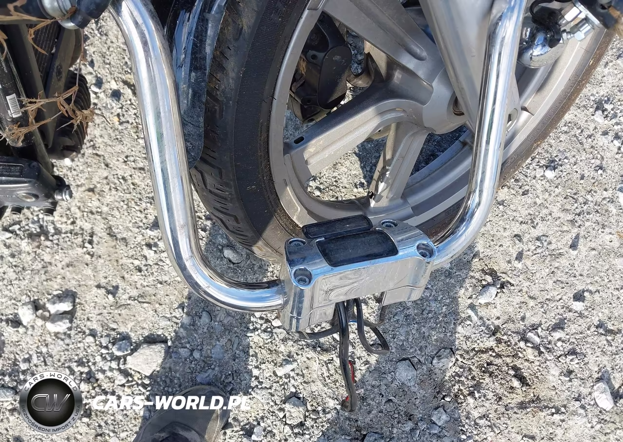 2023 Harley-Davidson Fxst VIN:1HD1BVJ16PB051339 - 7