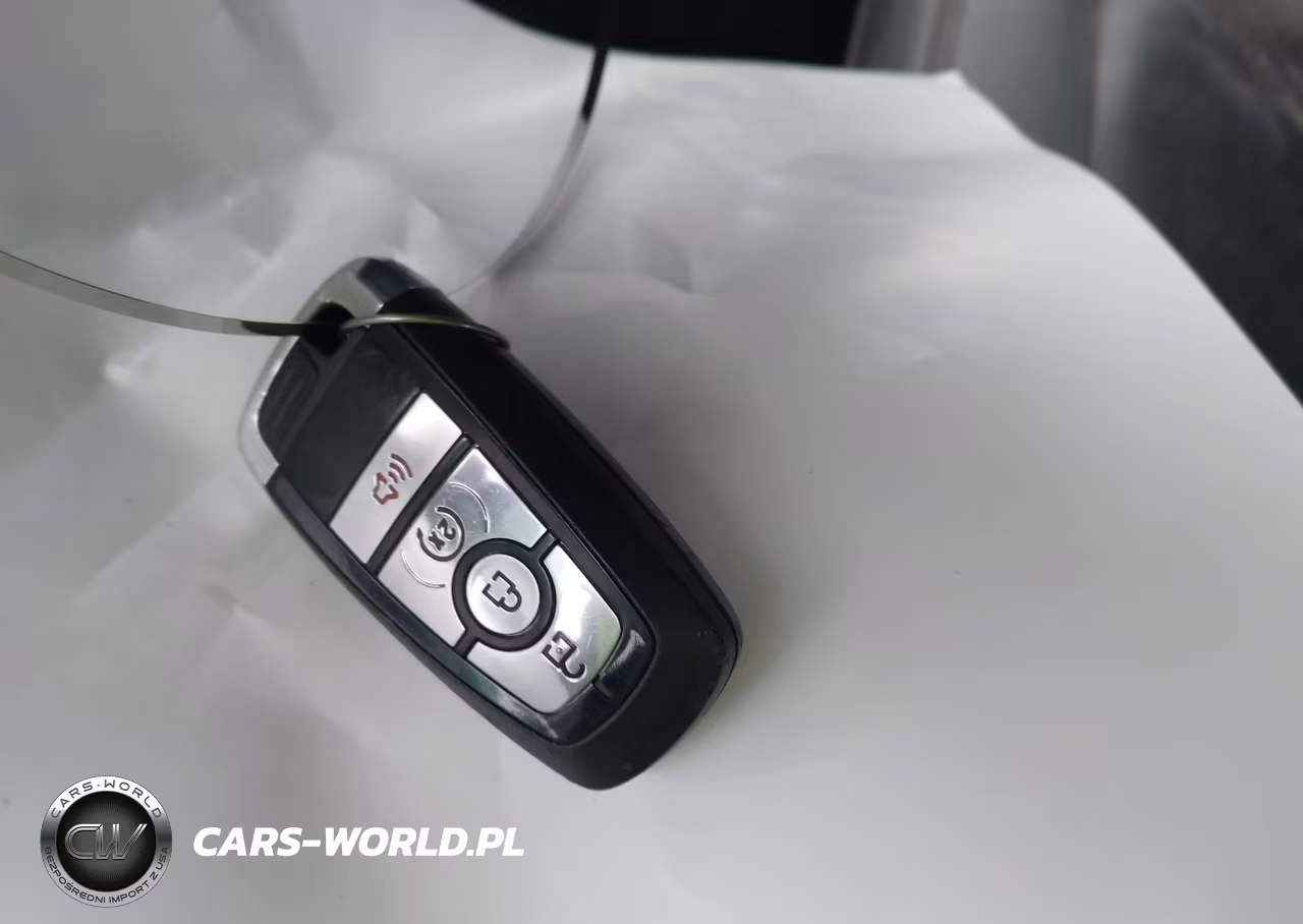 2023 Ford Bronco Black Diamond VIN:1FMEE5DP8PLC16758 - 11