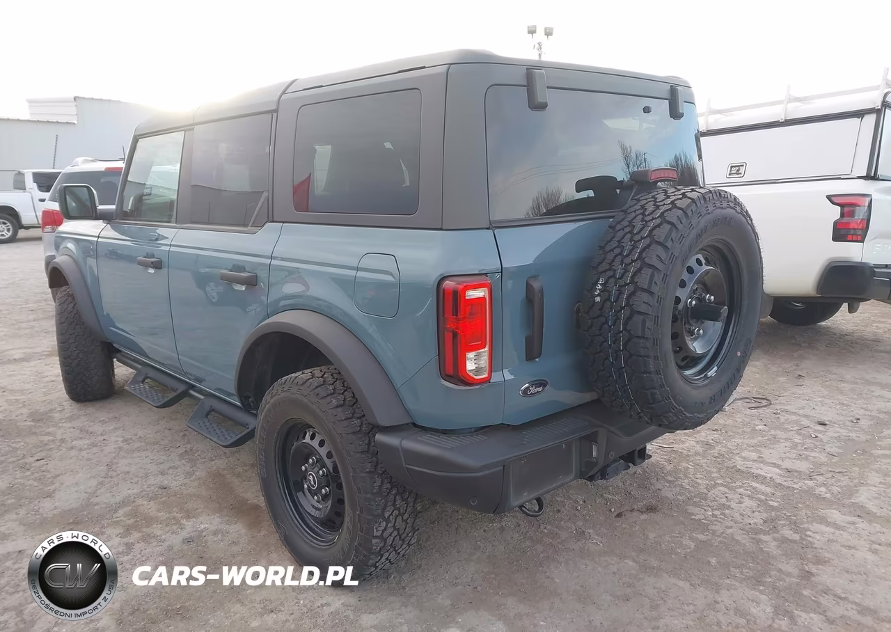 2023 Ford Bronco Black Diamond VIN:1FMEE5DP8PLC16758 - 3