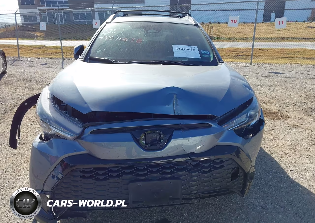 2024 Toyota Corolla Cross Hybrid Se VIN:7MUFBABG3RV033191 - 11