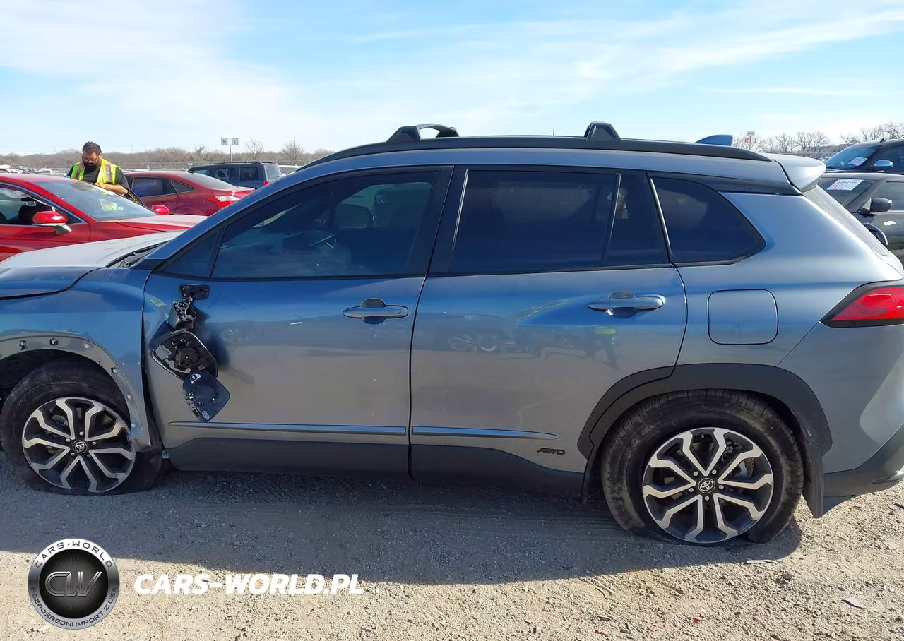 2024 Toyota Corolla Cross Hybrid Se VIN:7MUFBABG3RV033191 - 13