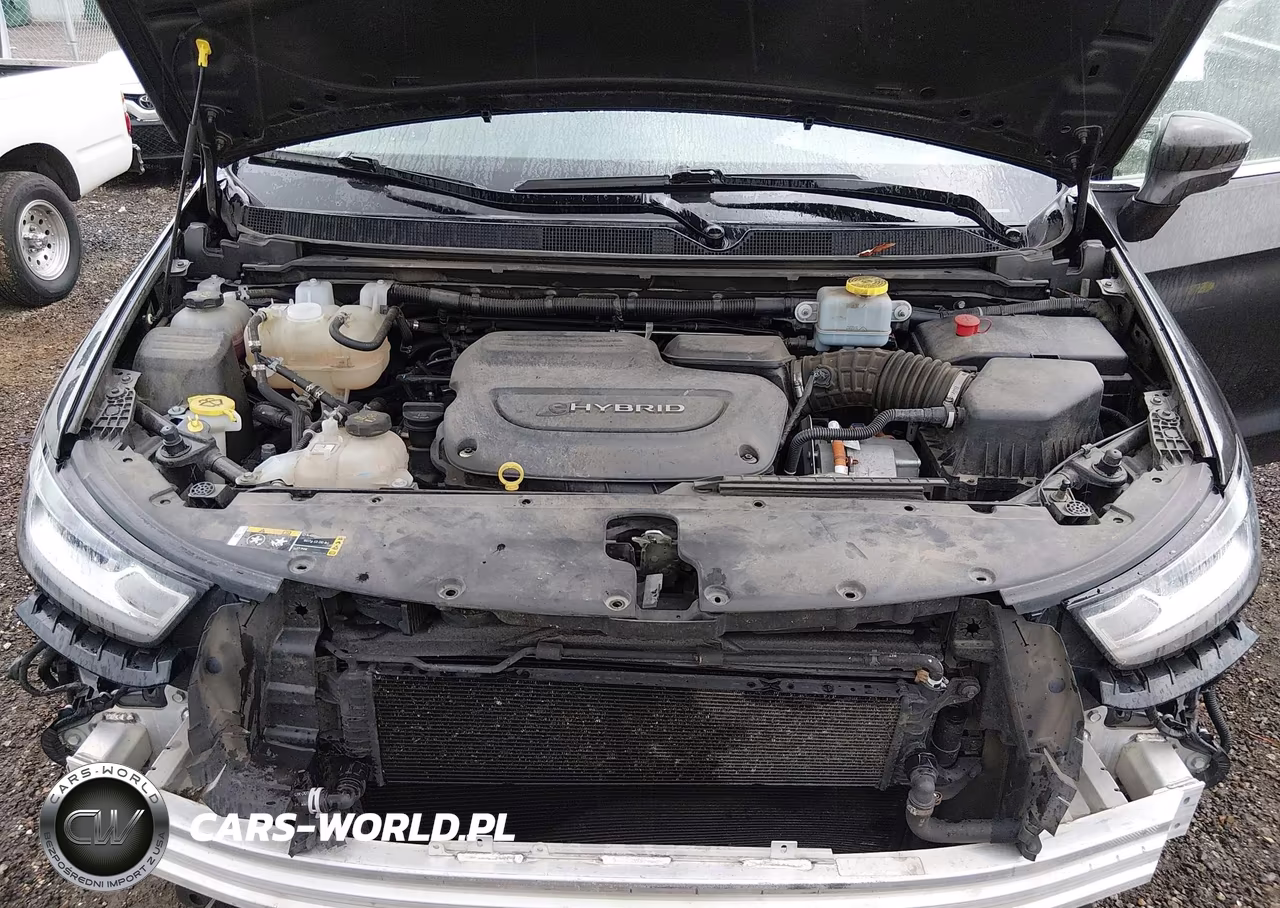 2021 Chrysler Pacifica Hybrid Touring L VIN:2C4RC1L74MR603087 - 10