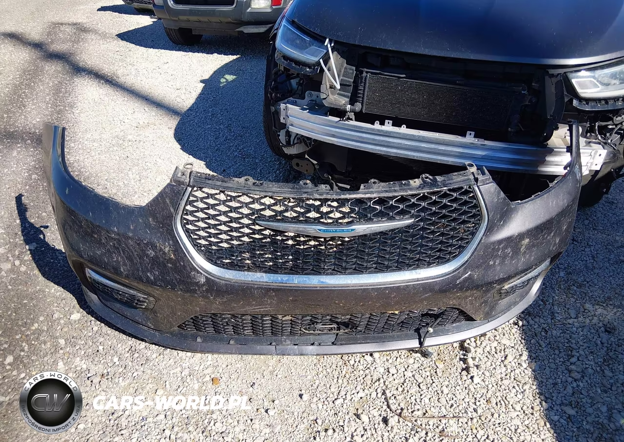 2021 Chrysler Pacifica Hybrid Touring L VIN:2C4RC1L74MR603087 - 18