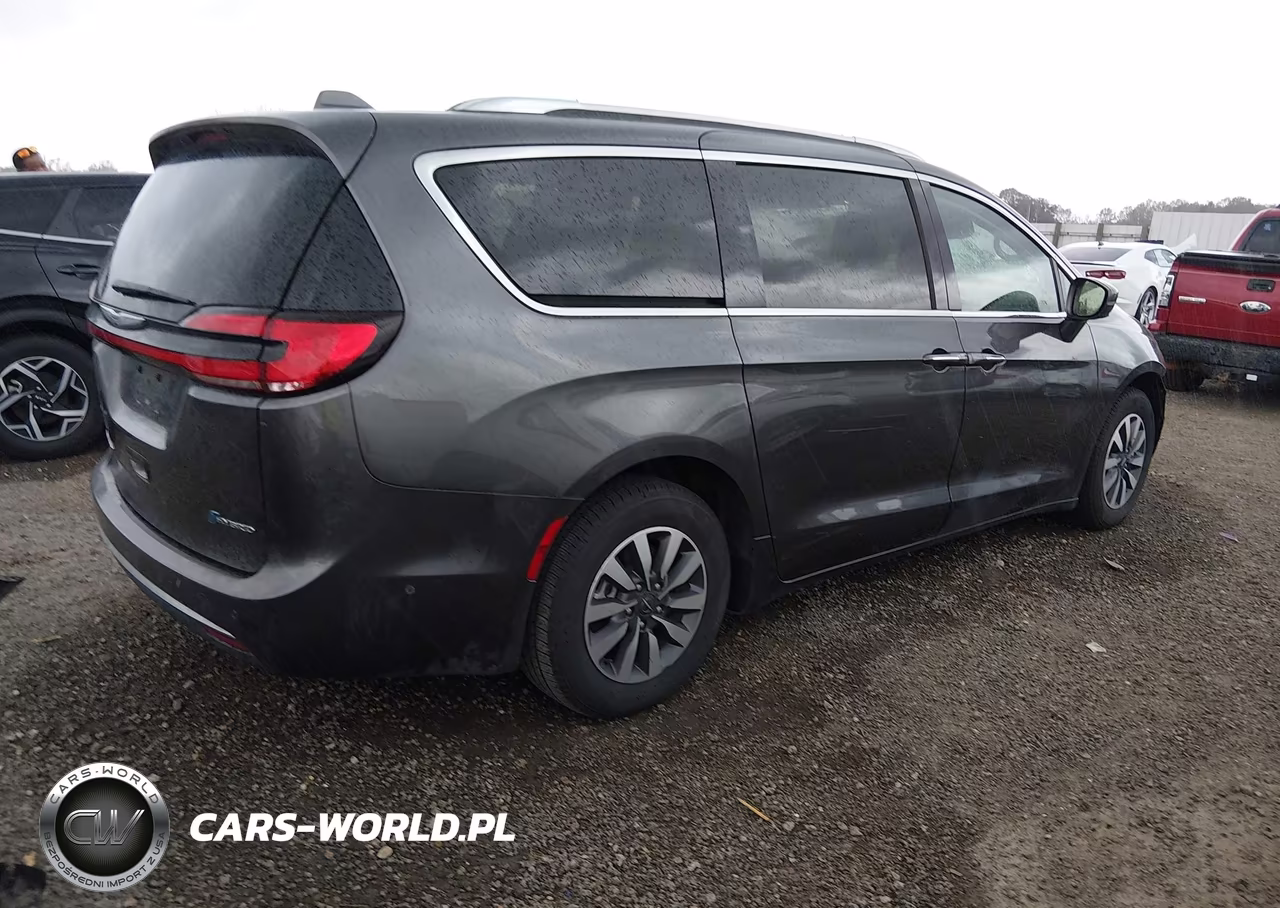 2021 Chrysler Pacifica Hybrid Touring L VIN:2C4RC1L74MR603087 - 4
