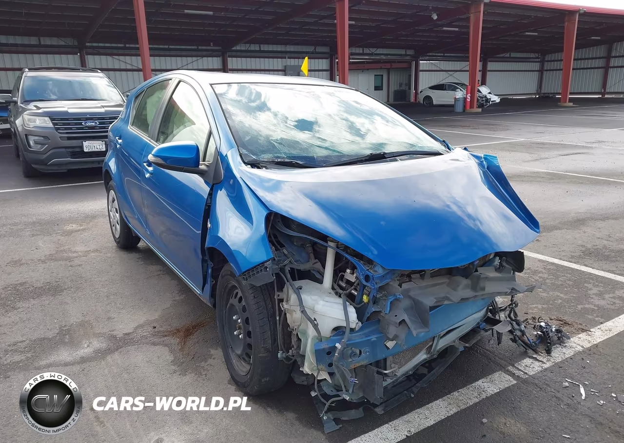 2016 Toyota Prius C Two