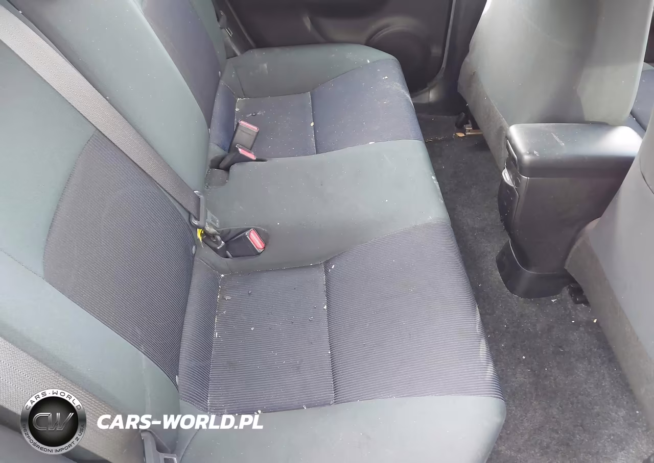 2016 Toyota Prius C Two VIN:JTDKDTB3XG1132516 - 8