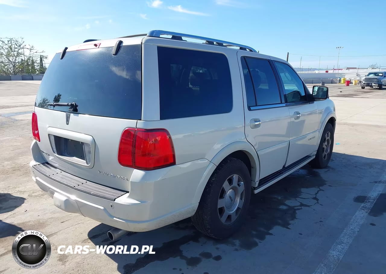 2006 Lincoln Navigator Luxury-Ultimate VIN:5LMFU27566LJ01040 - 4