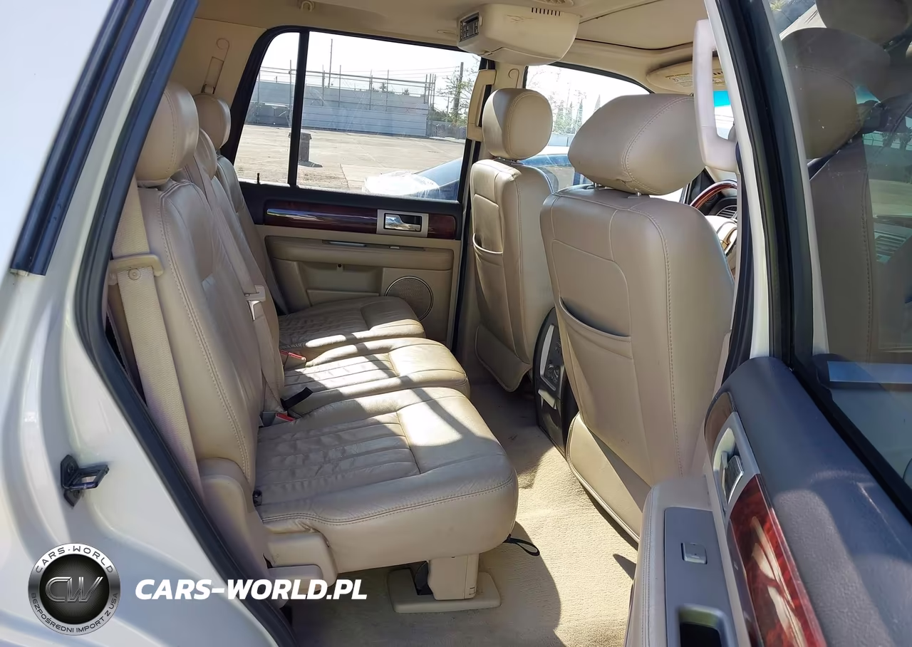 2006 Lincoln Navigator Luxury-Ultimate VIN:5LMFU27566LJ01040 - 8