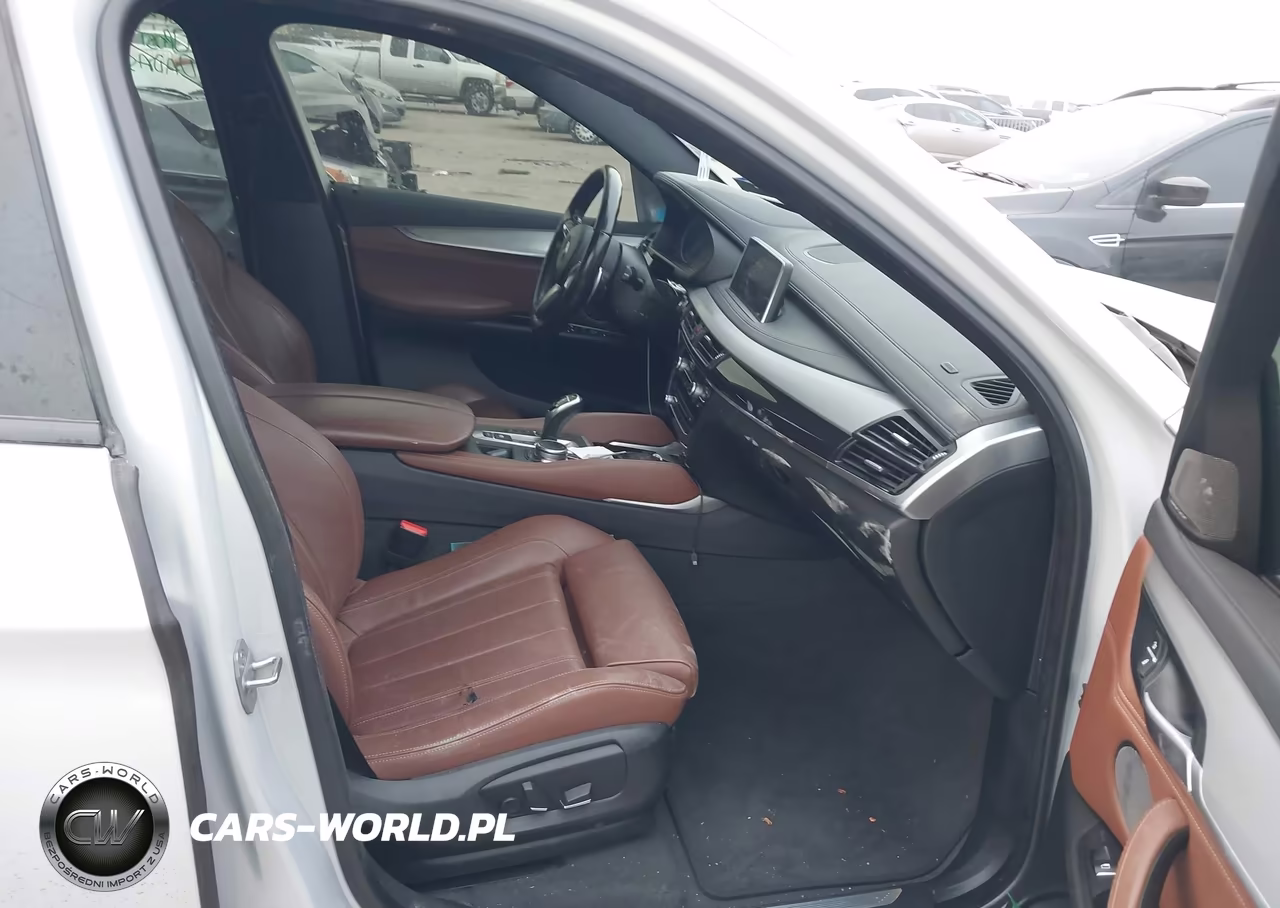2018 BMW X6 xDrive35I VIN:5UXKU2C56J0Z62450 - 5