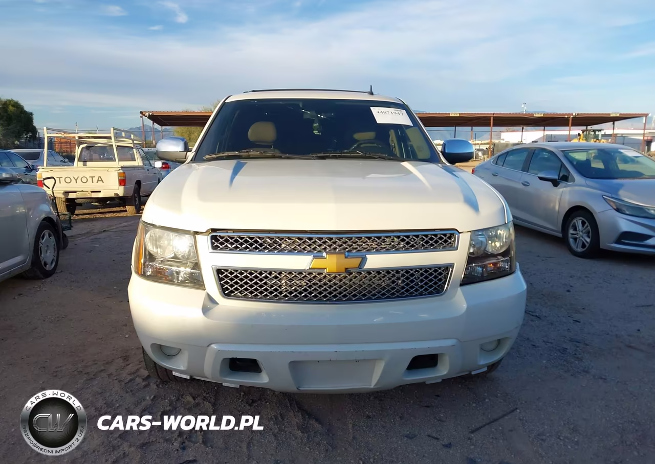 2010 Chevrolet Tahoe Ltz VIN:1GNUKCE04AR201006 - 11