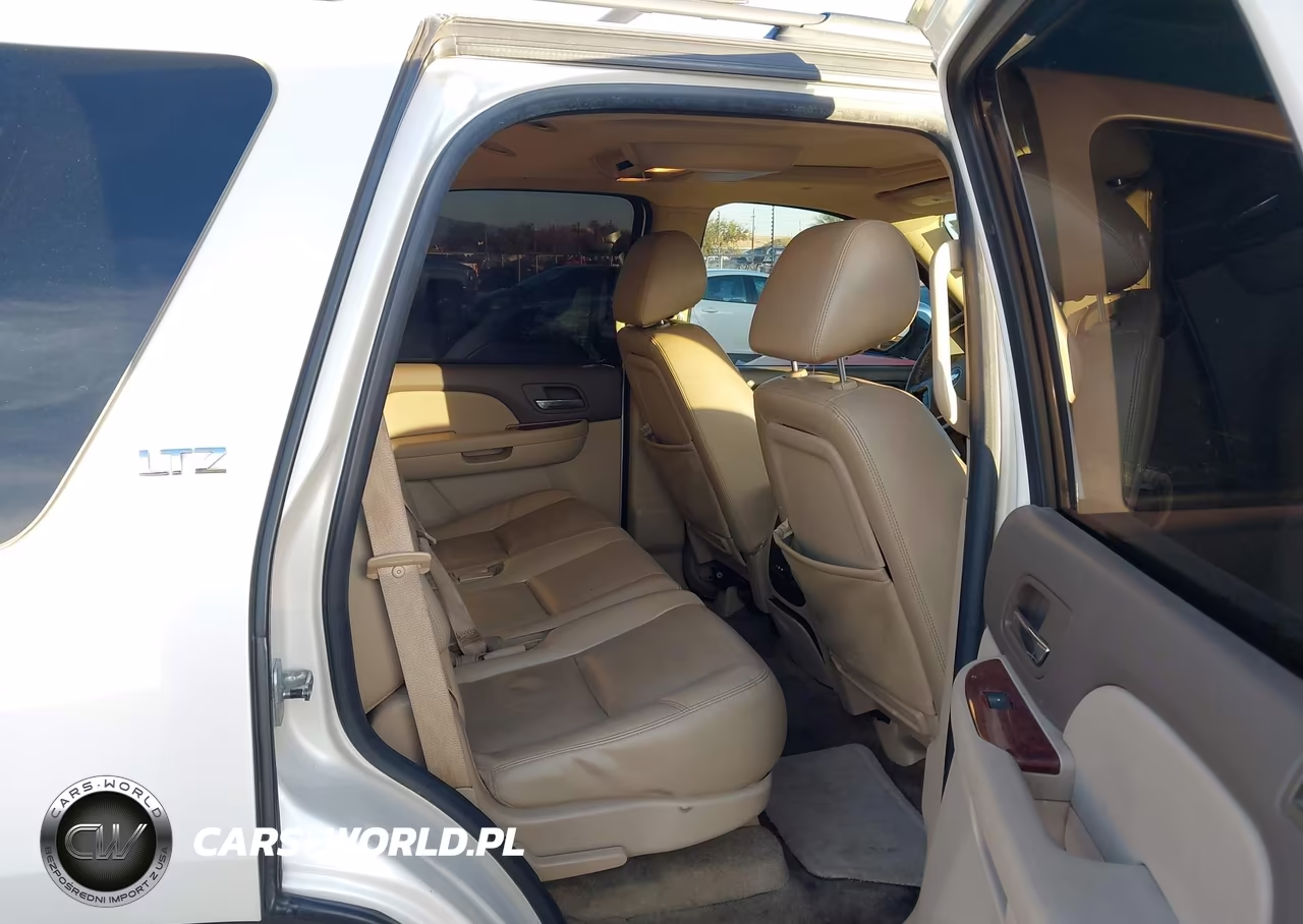 2010 Chevrolet Tahoe Ltz VIN:1GNUKCE04AR201006 - 8