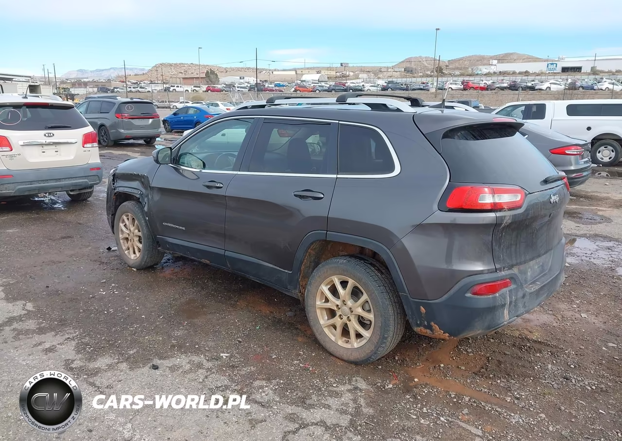 2017 Jeep Cherokee Latitude Fwd VIN:1C4PJLCB1HW668120 - 3
