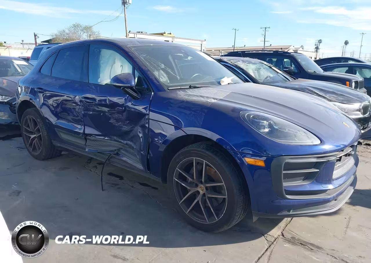 2023 Porsche Macan T